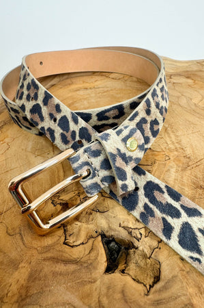 Chira Leather Belt in Leo