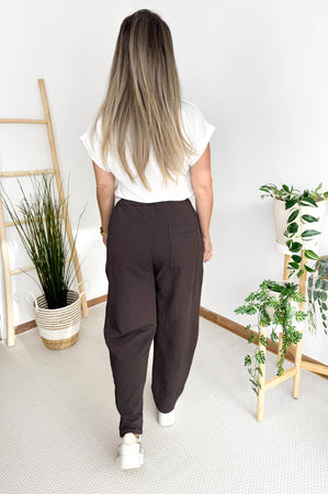 Sara Comfy Pants 2 in Chocolate