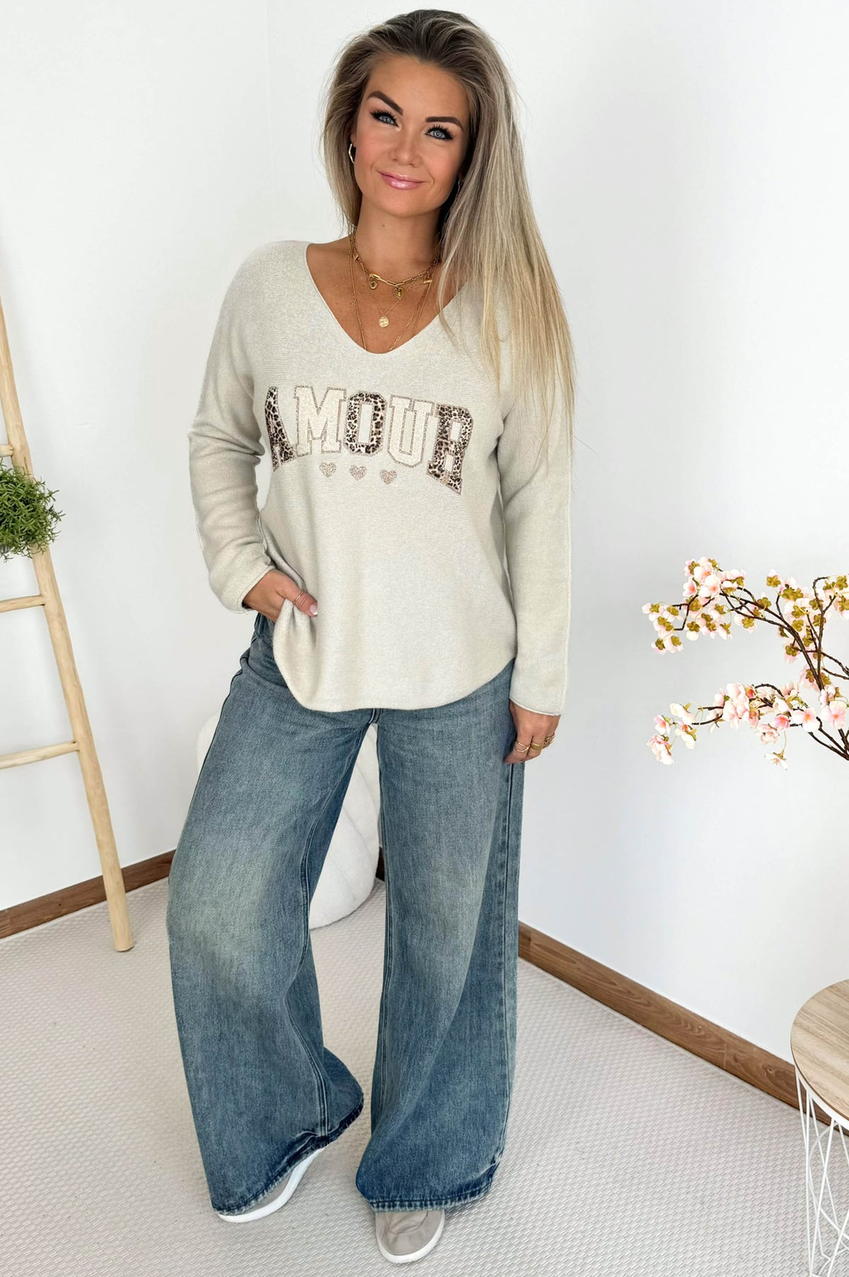 AMOUR Knit in Beige – foto 1