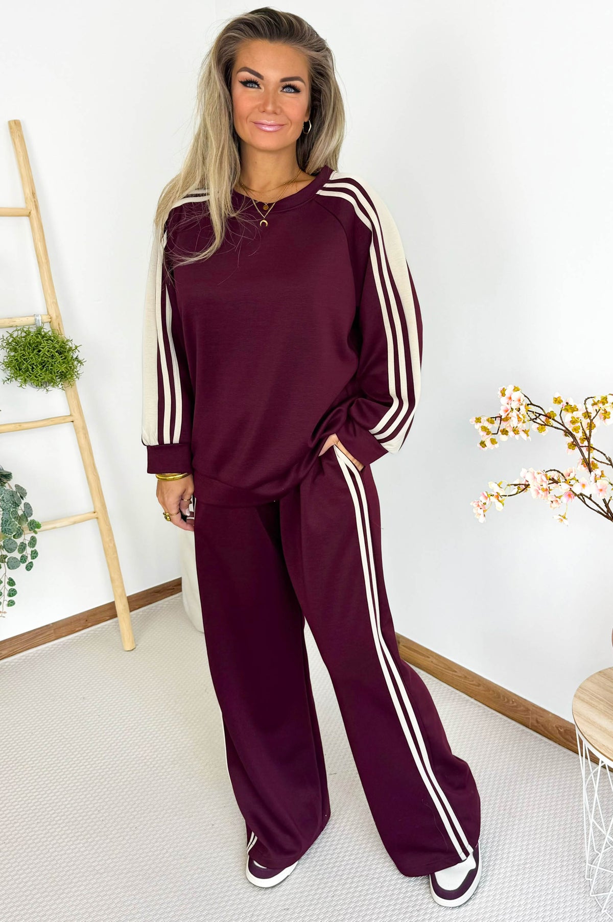 Amira Comfy Set in Burgundy – foto 1
