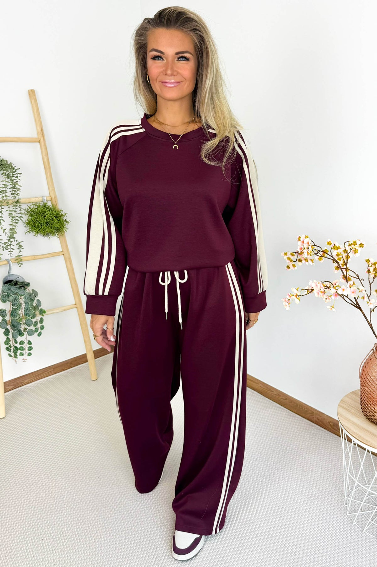 Amira Comfy Set in Burgundy – foto 3