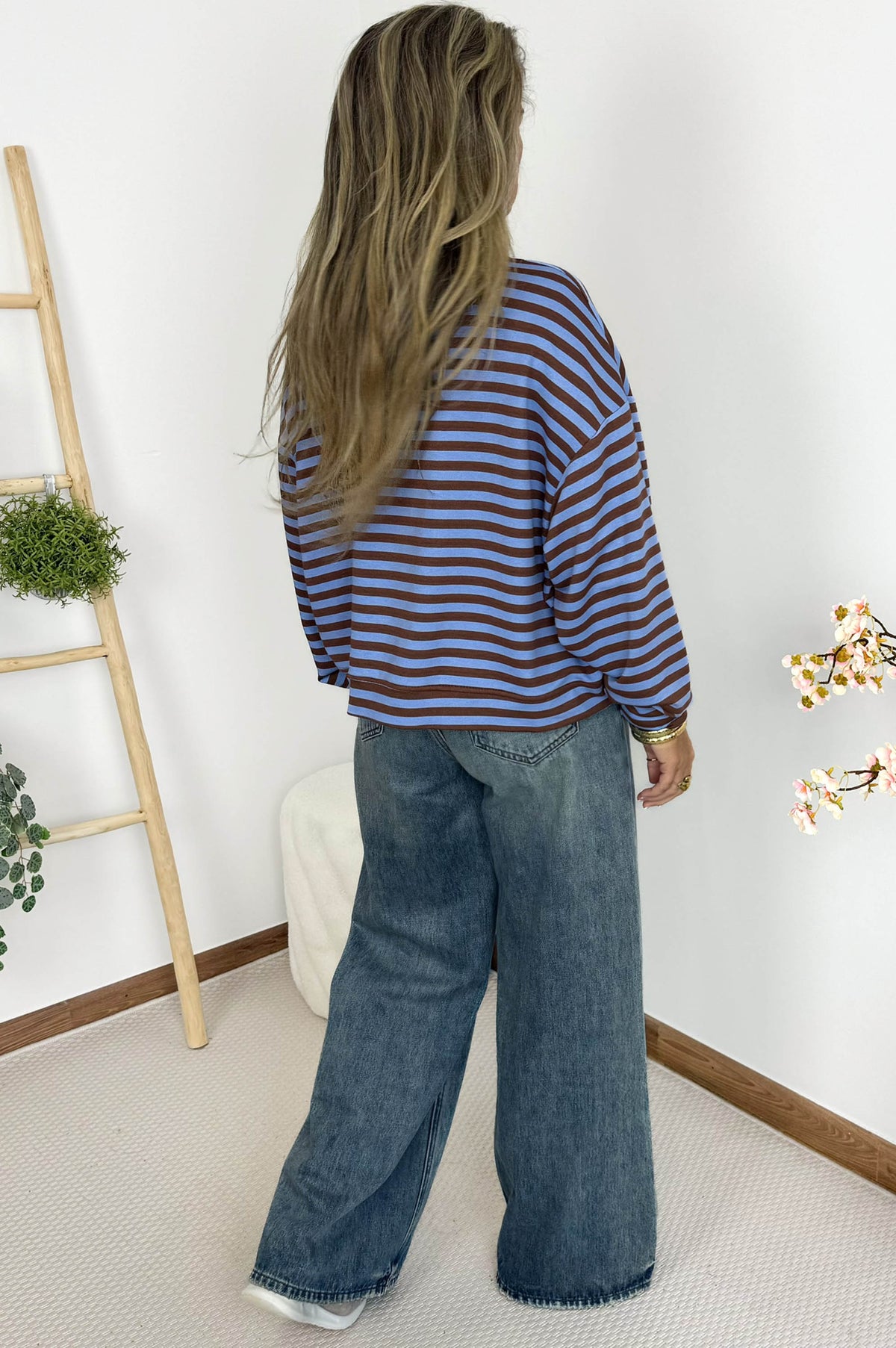 LE MARAIS Sweatshirt in Blue & Chocolate – foto 4